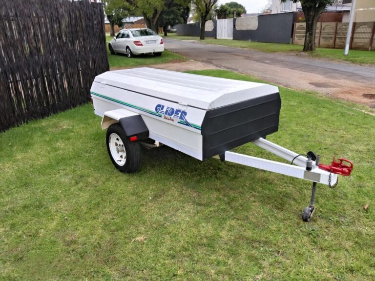 Side view of Glider trailer with front tow bar